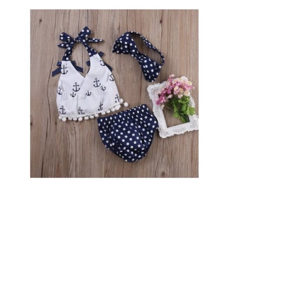 Baby Croptop and Diaper Cover and Headband Set (size 24 months) - Picture 3 of 4